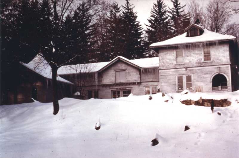 Gray Buildings, Winter 1967-1968